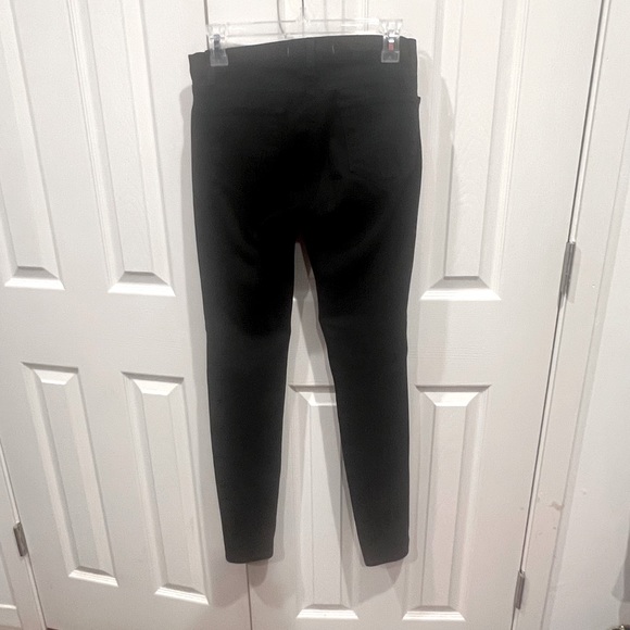 J Brand skinny jeans - Picture 1 of 5
